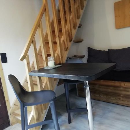 Studio En Duplex Renove Thones Exterior photo