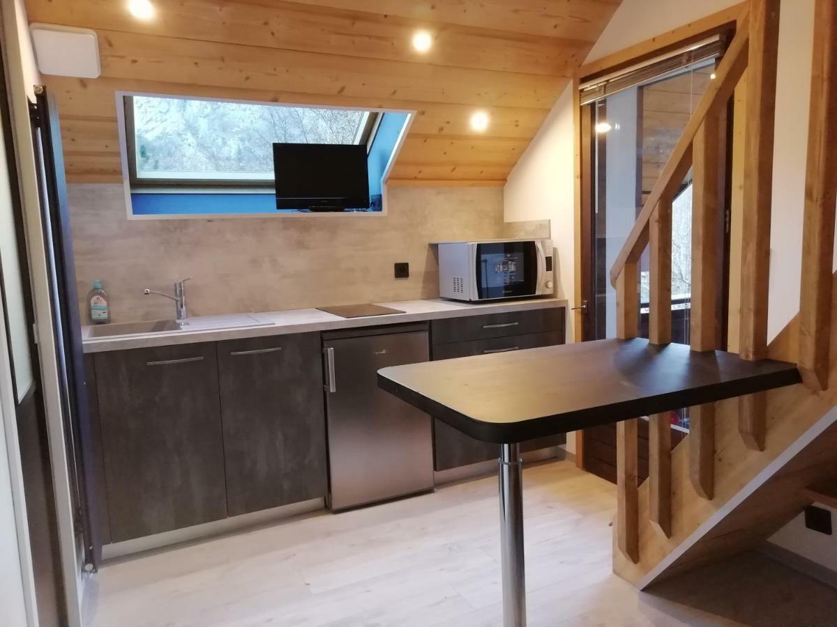 Studio En Duplex Renove Thones Exterior photo
