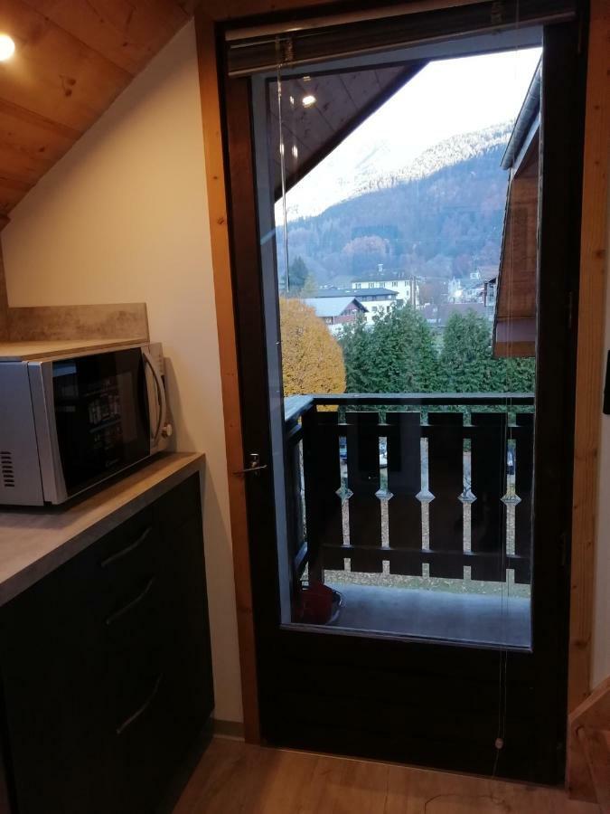 Studio En Duplex Renove Thones Exterior photo