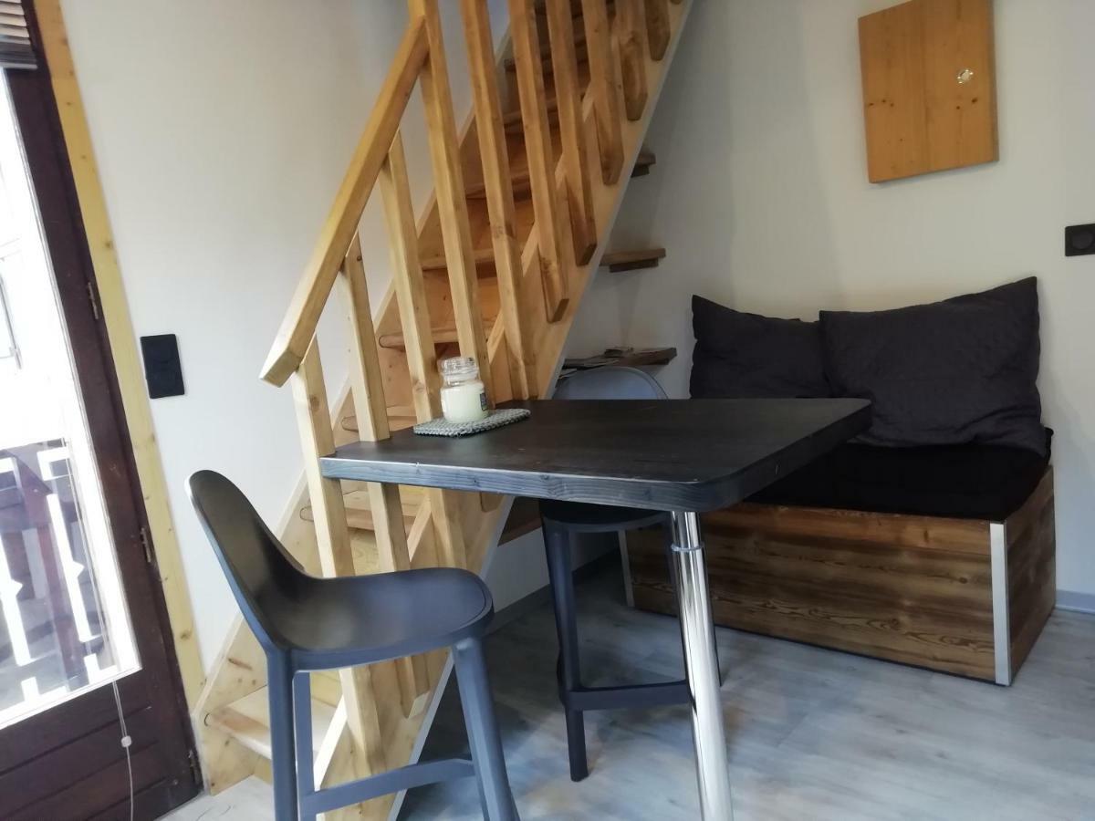 Studio En Duplex Renove Thones Exterior photo